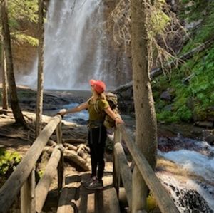 Meet your Posher, Hannah